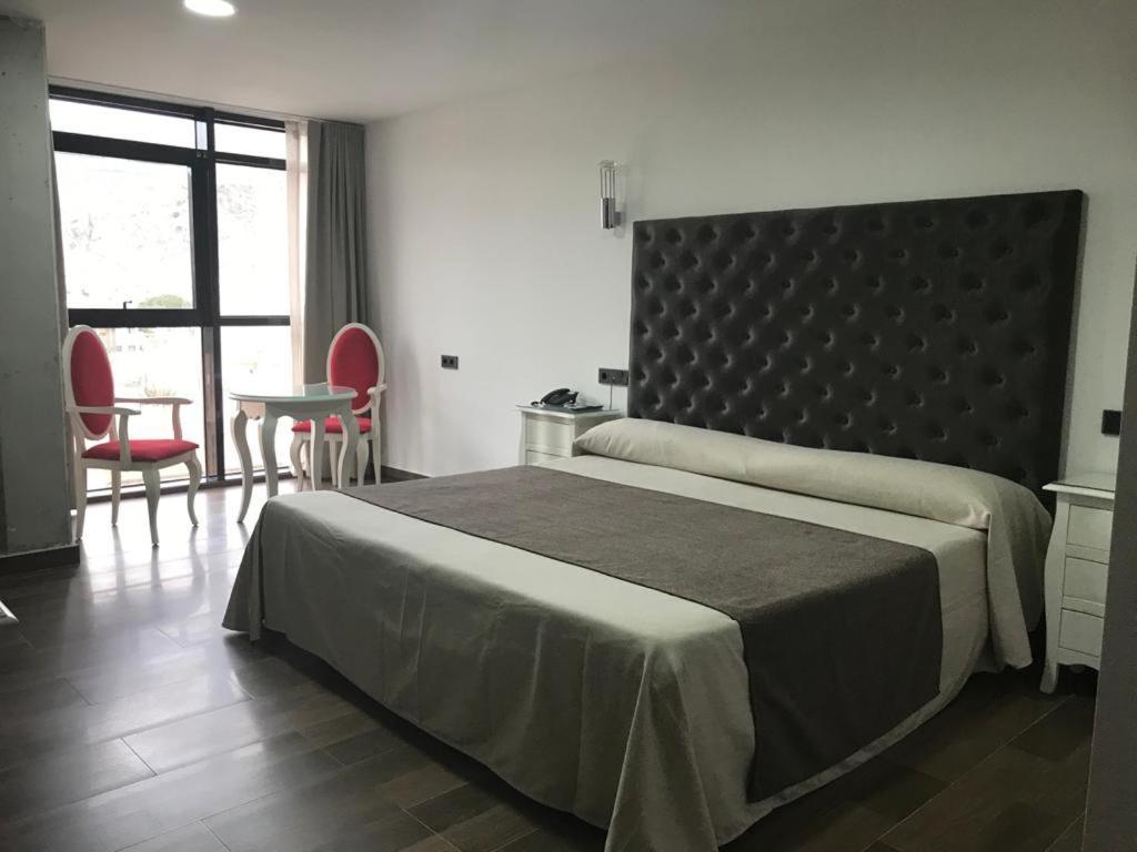 Hotel Julian Alhama de Murcia Buitenkant foto